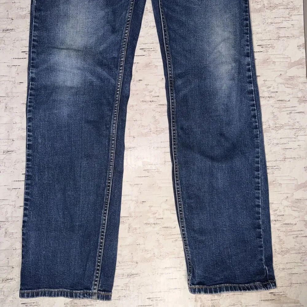 Levis 505 Mens Size 36x34 (msrs 36x32.5) Relaxed Straight Stretch Jeans
